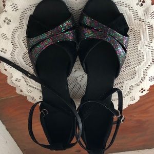 Dance Shoes 🦋🎶💃🏿👠Black NWOT Stunning Size 8